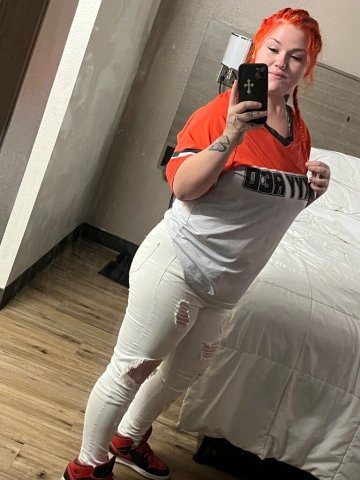 mybday tomorrow🤑ima freak$$ who want all 3 holes 💦🍆 - 25 - 1