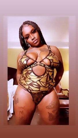 OUTCALLS ONLY CUM LET THIS 4"11 FUN SIZE FUCC U GOOD DADDY 💦 - 31 - 1