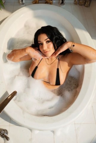 Exotic Lebanese ready to party and be naughty only visit visiting town for a couple nights. Don't miss your chance. - 24 - 1
