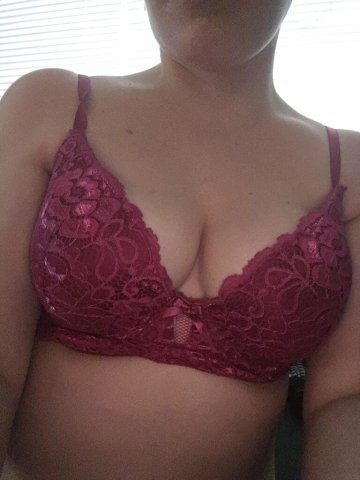 $60 bbbj all night HH $85 full service SPECIAL WHO WANTS TO COME FEED ME EVERY LAST DROP - 33 - 1