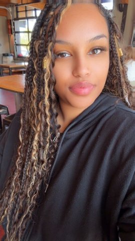 Curvy, Busty and Pretty in the face 😘 - 28 - 1