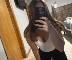 💋cum $ee this petite treat💋 - 19 - Image 2