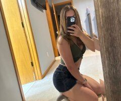 💋cum $ee this petite treat💋 - 19 - Image 3