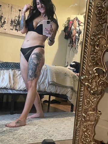 Let their loss be your gain 😌 My last person was a no-show. hoping to book an in call date or massage date right away!! - 36 - 1