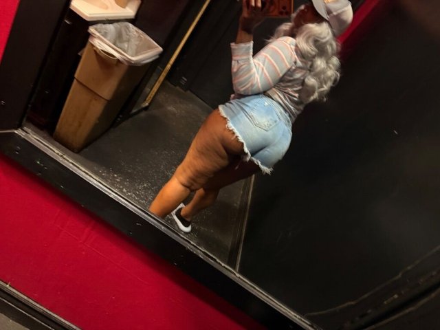 Sexy THICC EBONY FUN NEW TO AREA BODY RUBBER - 38 - 1