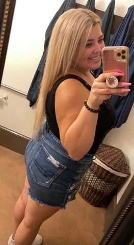 I’m Honey 💕 I am new but open-minded to what you want--BBW - 21 - 1
