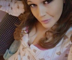 San Antonio escorts - Feel the love body to body slide and body rub. Gfe vip. Available now - 36