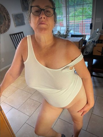 💗🌹42 Years Hot Mommy Ready🍑Juicy Pussy👅Nice Ass📞Incall📞Outcall and🚘Car call/Hotel Fun💋Available 24/7🌹 - 42 - 1