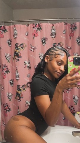 NEW IN TOWN 🍫💦 INCALLS 🏨 / OUTCALLS 📲 / CAR DATES 🚘 - 25 - 1