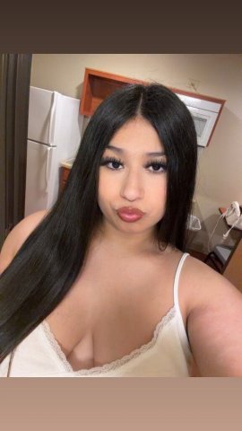 back in town 💋 ready to see you🥰 ask about my two girl😍 CALL ME! - 23 - 1