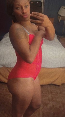 Fresh New Face With a Nice Slim Waist - 18 - 1