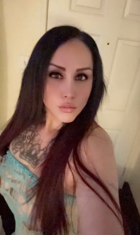 TATTED 🍑 BADDIE WITH A FATTIE 😻 SLIPPERY WHEN WET 💦 ALWAYS WET N READY - 36 - 1