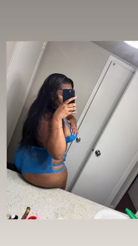 lets enjoy our self 💓 come get this good coochie and mouth. i know yall miss yall favorite . incalls . i like white men also trucker friendly - 24 - 1