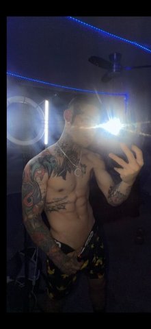 Chico masculino nuevo en la zona - 1