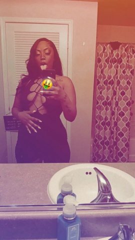 CUM FUCK ME BABE💦👅💃🏾YOUR FAVORITE CHOCOLATE HORNY BABE🚨 - 23 - 1