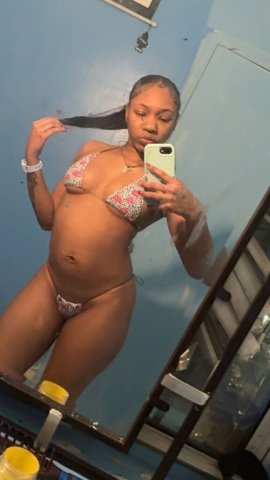 Your favorite 18 year old wonderland😘 Outcalls and cardates only, Hh and Qv only, great vibes from a pretty girl💕, A ride/cab must be provided there and back for an outcall - 18 - 1