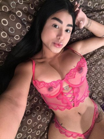Hola Soy nueva en la zona de las mujeres calientes 🥰🥰 Disponible para que vengas a penetrar mi vagina humeda y apretada - 23 - 1