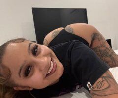 JUST VISITING 💕 - 21 - Image 3