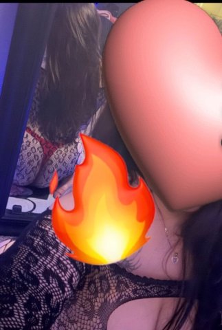 hot and ready👀🌹 - 26 - 1