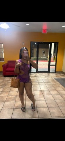 New In Town ✨ DeepThroatt Goddess 🦋 - 23 - 1