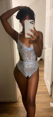 Hotel Room Trade! ~ AVAILABLE NOW!📍 - 24 - 1