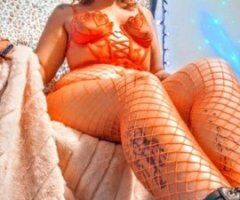 Wichita escorts - Car date specials tonight! Start the week off right allow me to show you pure Ecstasy! - 25