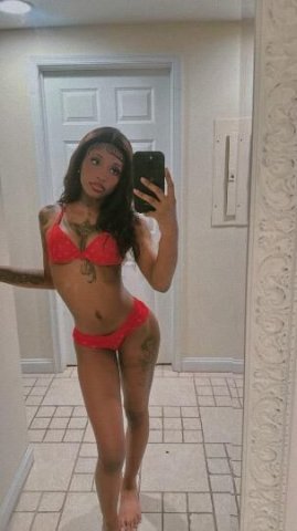 Puerto Rican With A Soft Body👅💋Slutty Treat💦NO LOWBALLERS / NO TIME WASTERS - 24 - 1