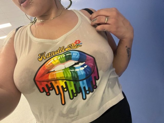 come see me before i leave 😘 se habla espanol! in need of some fun - 26 - 1