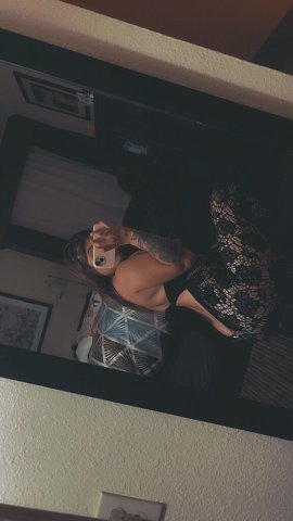 The best 2 girl DUO 2 mamacitas 🩷 INCALL 🤭😘 AVAILABLE 24/7 - 25 - 1