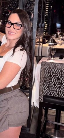 looking for a good time hit my line 💋 - 28 - 1