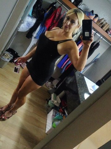 ready to be treated like a nasty whore(I'm having problem with my text messages so please just call)💣handle with caution- trouble in heels 🫦 in call outcall available - 33 - 1