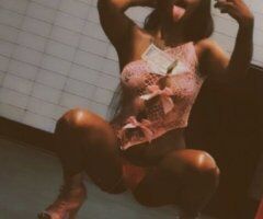 💦 She’s A Squirting Queen 👸🏾 - 32 - Image 3