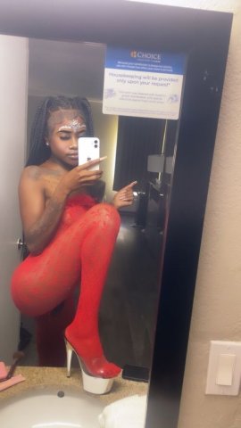 leaving town ! sexy funsized beauty 🌹🌹😍 - 20 - 1