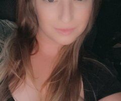 Sexy Blue eyed Blonde - 28 - Image 2