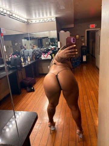 Thickums 💋 - 23 - 1