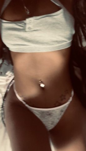 real atl babbyyy !! i go home sooon 2 GIRLS - 21 - 1