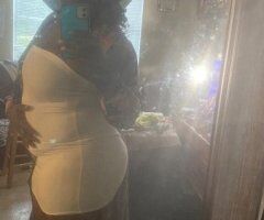 thick and curvy - 37 - Image 6