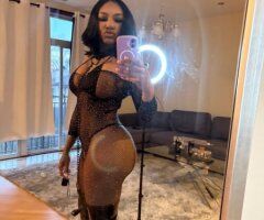 Chicago escorts - Ask about my QV SPECIAL! (only until 3am) ✨ YOUR FAVORITE PORN STAR IS IN TOWN YES ITS REALLY ME😜 ✨ CUM SEE ME IN PERSON😏 - 27