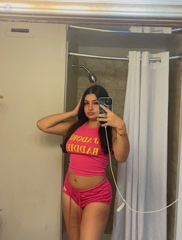 🚨COMMING TO SALEM 🚨PRE BOOKCome spend some time with a puertorican princess IN CALLS /OUTCALL AVAILABLE - 23 - 1