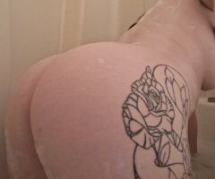 Sexy Milf with Milky Soft Skin and a Beautiful Bubble Butt!!! - 35 - Image 8
