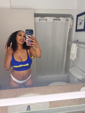 Chester incall📍 CALIFORNIA 🌴EBONY CUTE WITH A NICE ROUND A🍑S🍑S WETT💦KITTY& A CREAMY🫦 SUPRISE - 30 - 1