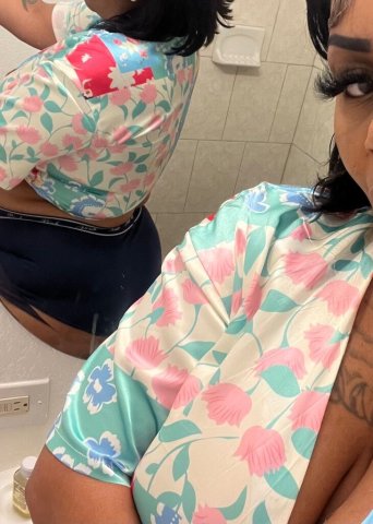 🍓Fine Shit thats a slut💦👅The Throat Goat I wana hear you moan👅Nasty I love when you pull it out nut all on my Titts or Ass Cheeks - 35 - 1