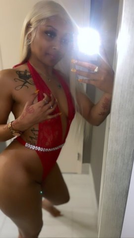 Back on the scence for a minute. 💦🍑😝✨ - 25 - 1