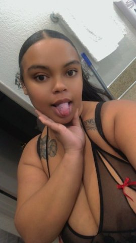 🐐 BEST THROAT 🐐💲💲SEDUCTIVEE PORNSTAR 🚨NO BARE. will get blocked 🚨 - 24 - 1