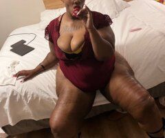 MZ. GUSHER HERE TO VISIT - 32 - Image 6
