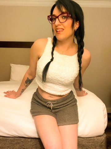 Sweet and Gentle GFE ♥ Visiting June 8-11 ONLY - 30 - 1