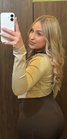 BLONDE CURVY BADDIE 🩷 YES IM REAL, I SELL FACETIME SHOWS! ONLY RESPECTFUL MEN 💕💯💸 - 25 - 1