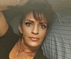 im in Santan at casino need a date!! - 55 - Image 3