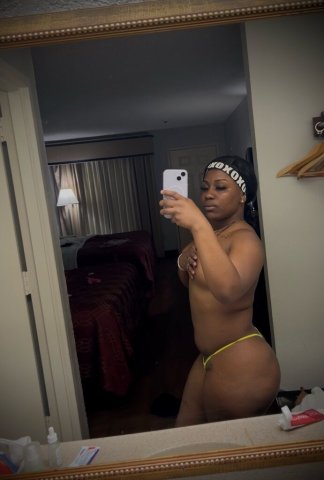 CERTIFIED SLOPPY DICKEATER & WET SQUIRTING PUSSY NYMPHO IN TOWN🥰 - 23 - 1