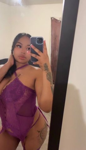 Hi babes looking to meet your 5 star companion call or text me 😉💦 - 24 - 1